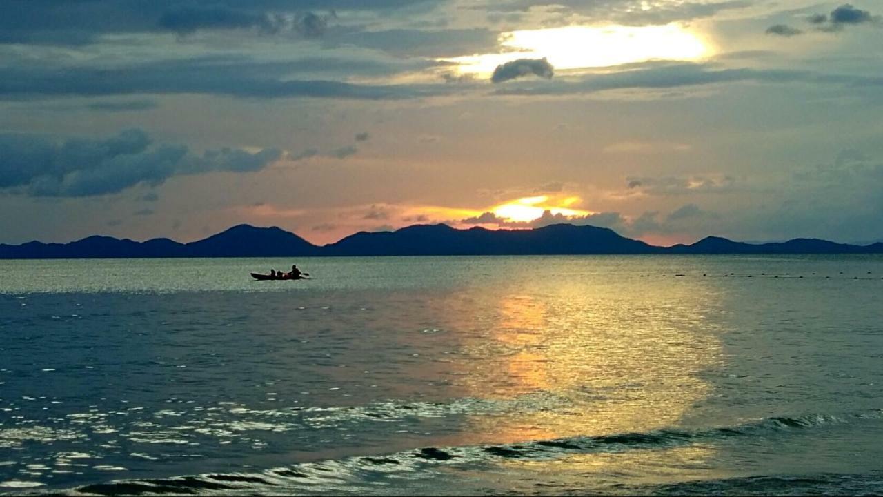 The Beach At Klong Muang Zewnętrze zdjęcie